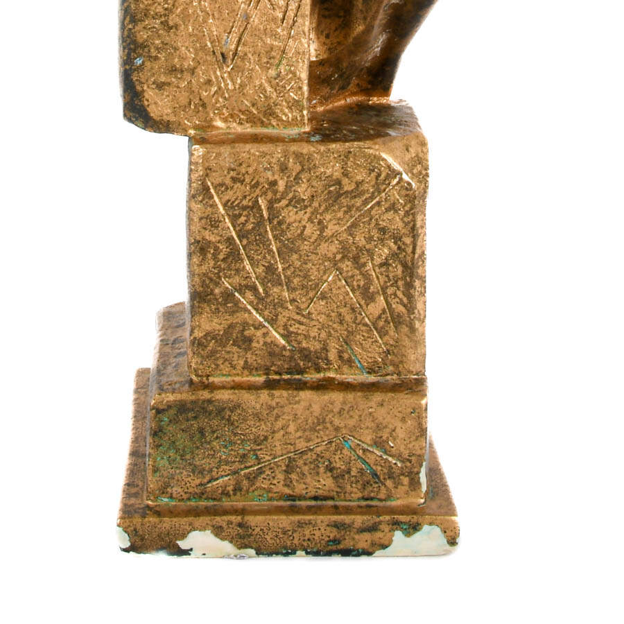 Gilded Statue of a Seated Lady-2