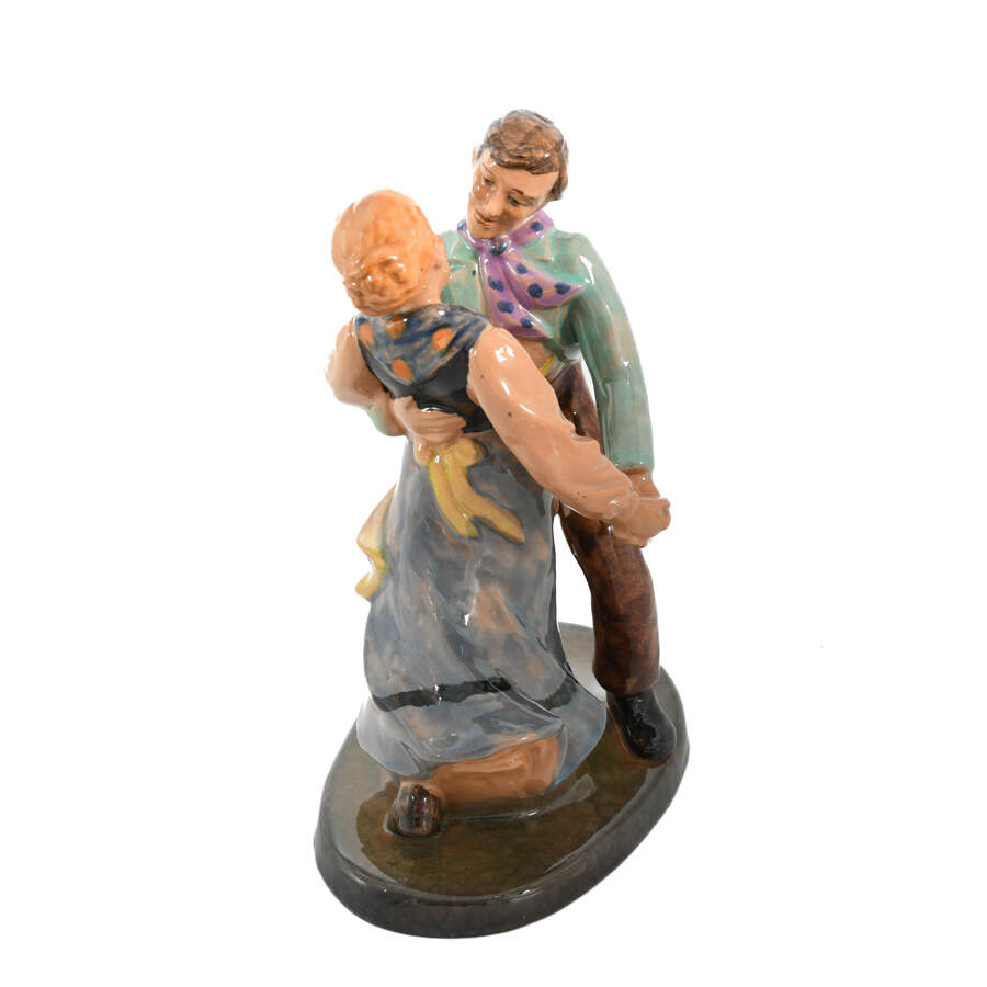 German Dancing Pottery Couple-5