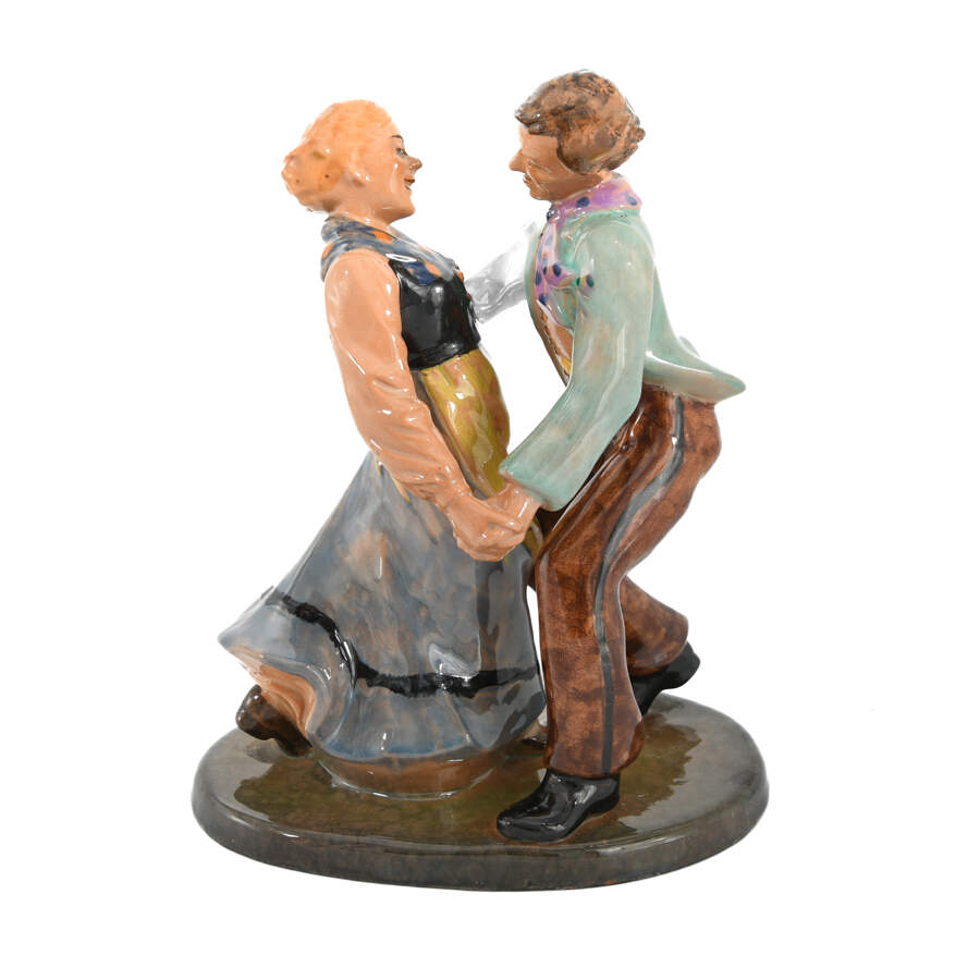 German Dancing Pottery Couple-1