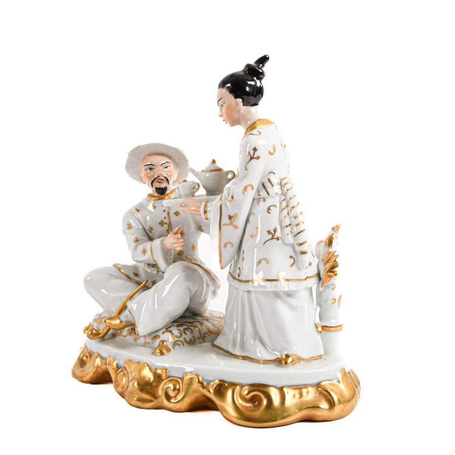 Sitzendorfer Porcelain Chinese Couple Staue-3