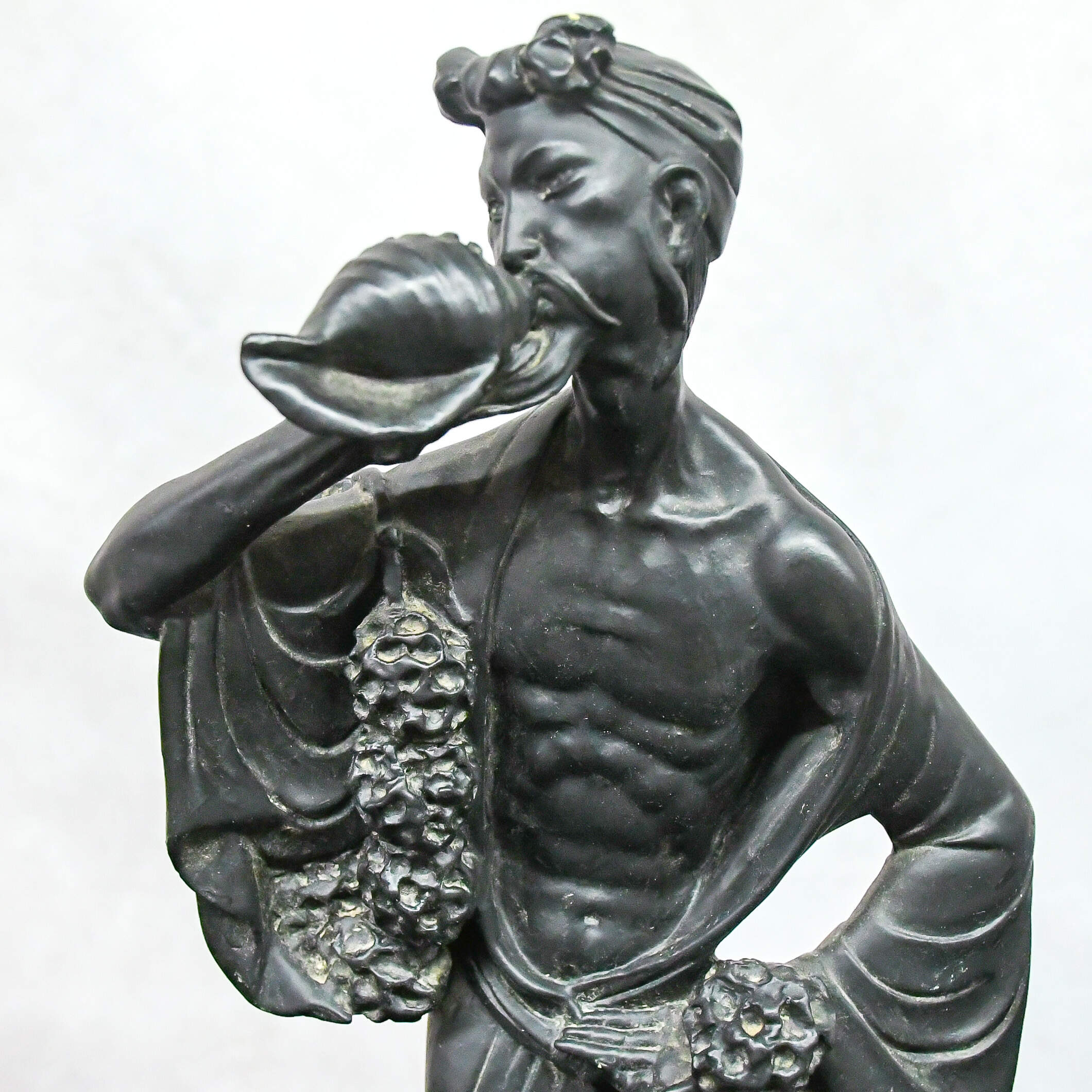 Black Ceramic Conch Shell Horn Player Statue-6