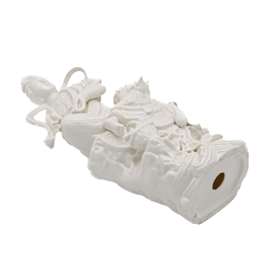 Blanc-De-Chine Quan Yin Porcelain Statue-7