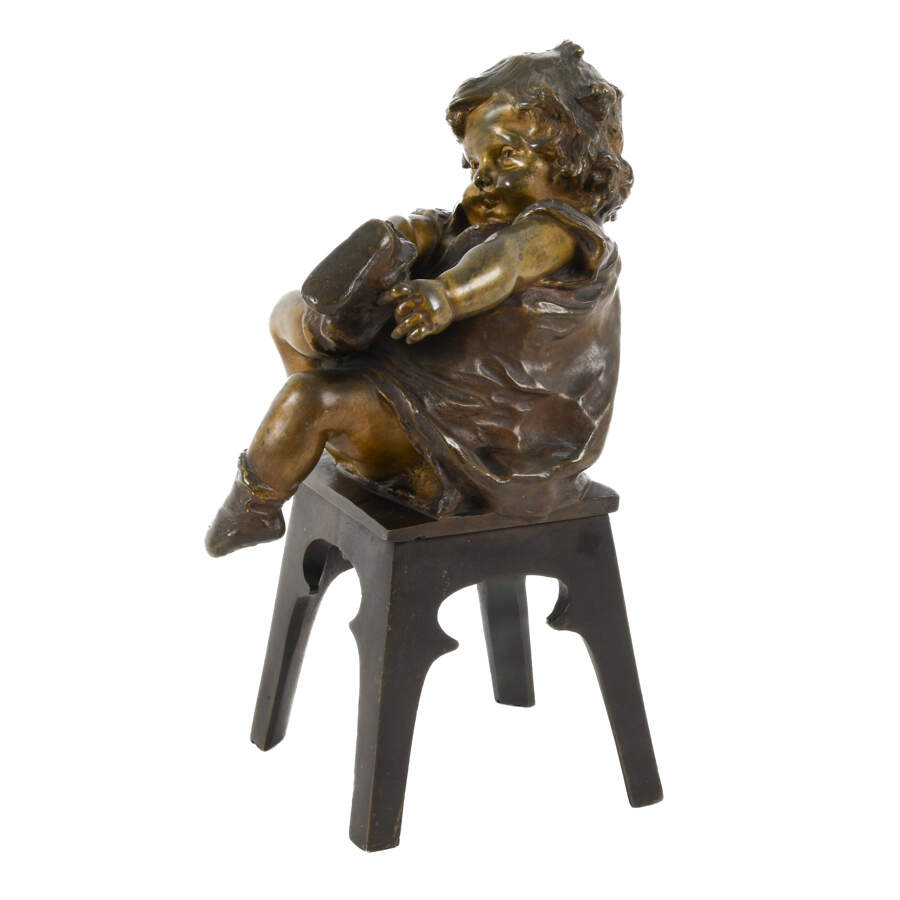 Bronze Sculpture "Girl with Shoe" After Juan Clara Ayats-4
