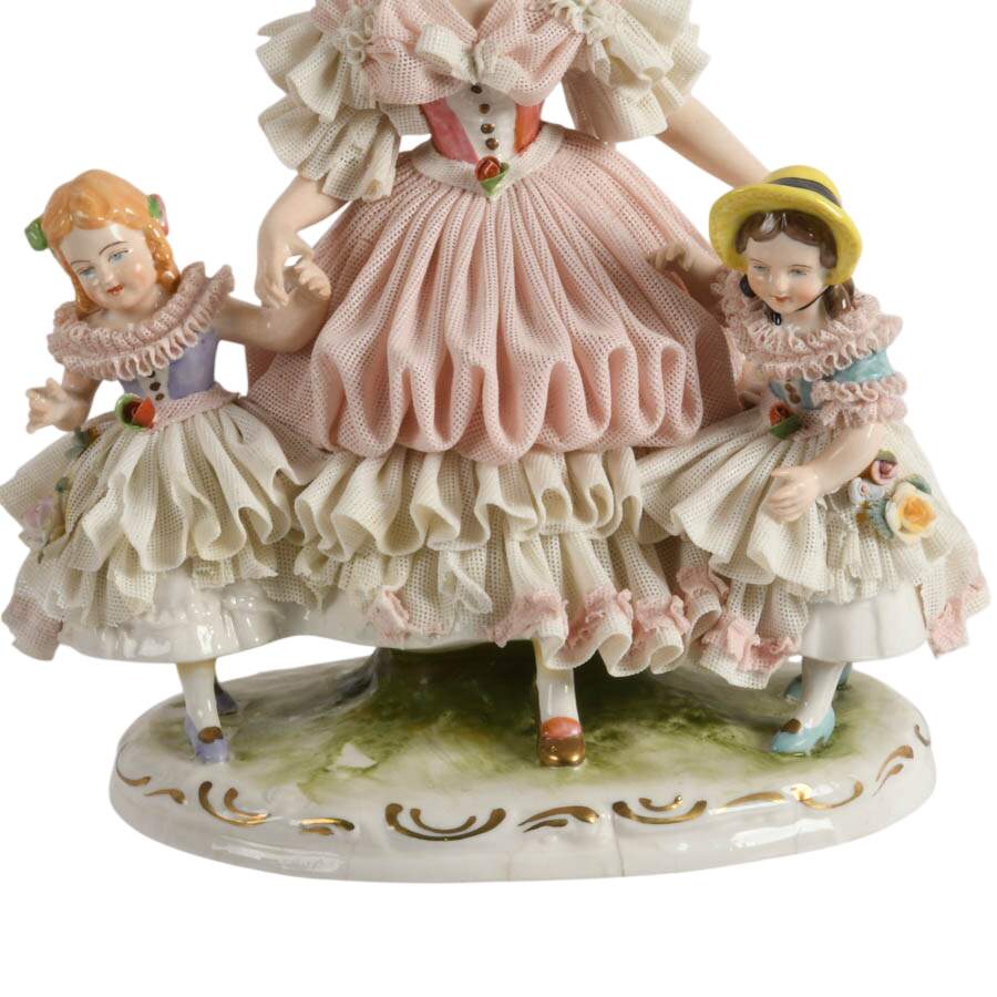 Antique Porcelain Dresden Lace Mother and Daughters Figurines-7