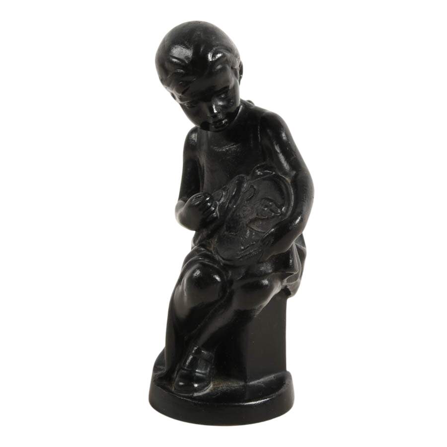 Soviet Kasli Co. "The Embroiderer" Cast Iron Statuette-2