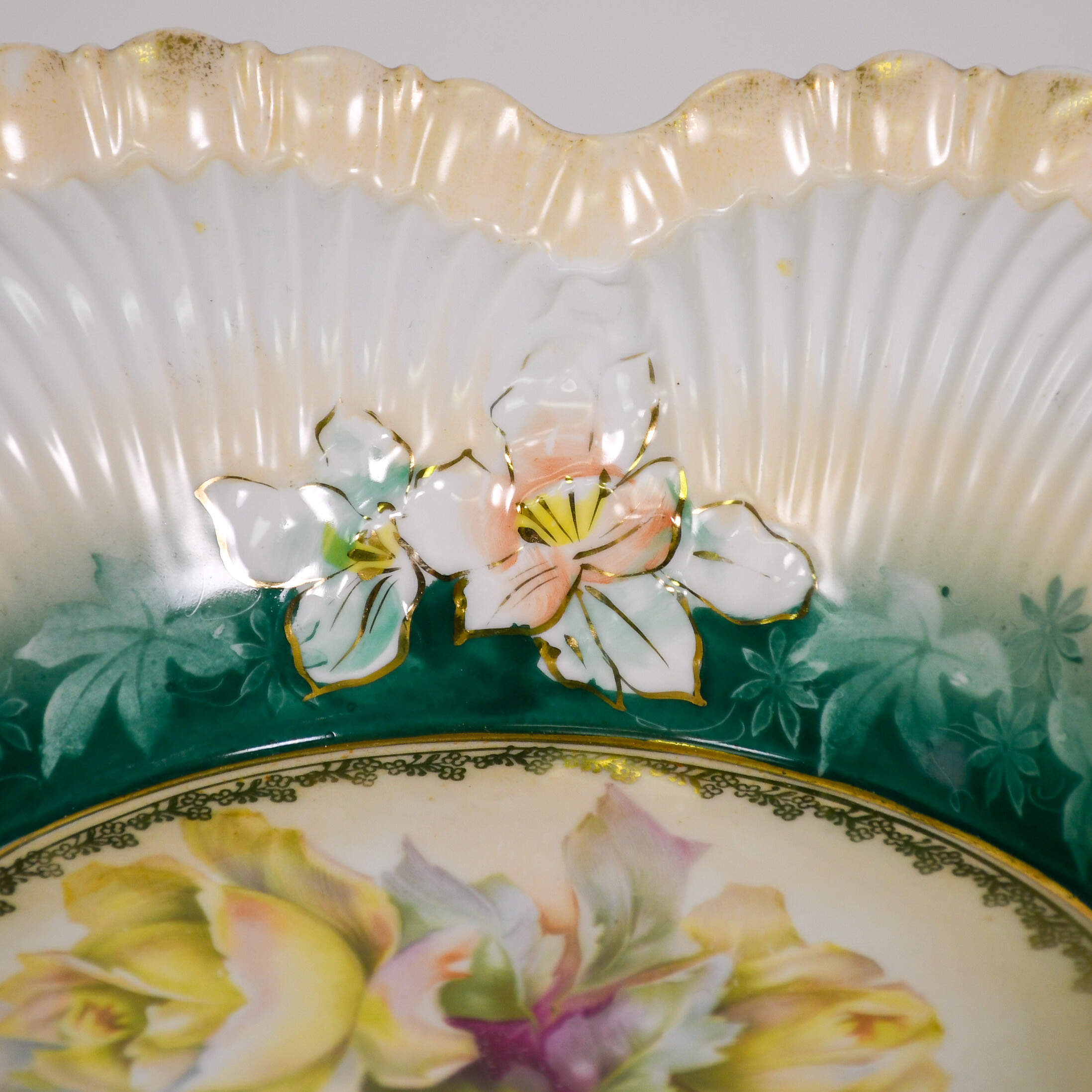 Antique Scalloped Roses Decorative Centerpiece Bowl-7
