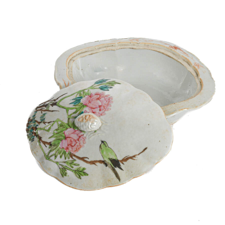 Antique Chinese Polychrome Wildlife Serving Dish-5