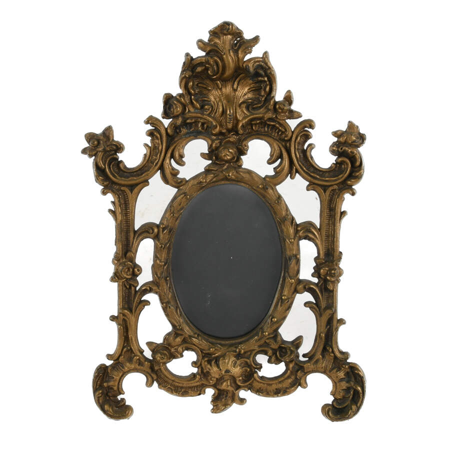 Baroque-Style Vanity Photo Frame-4
