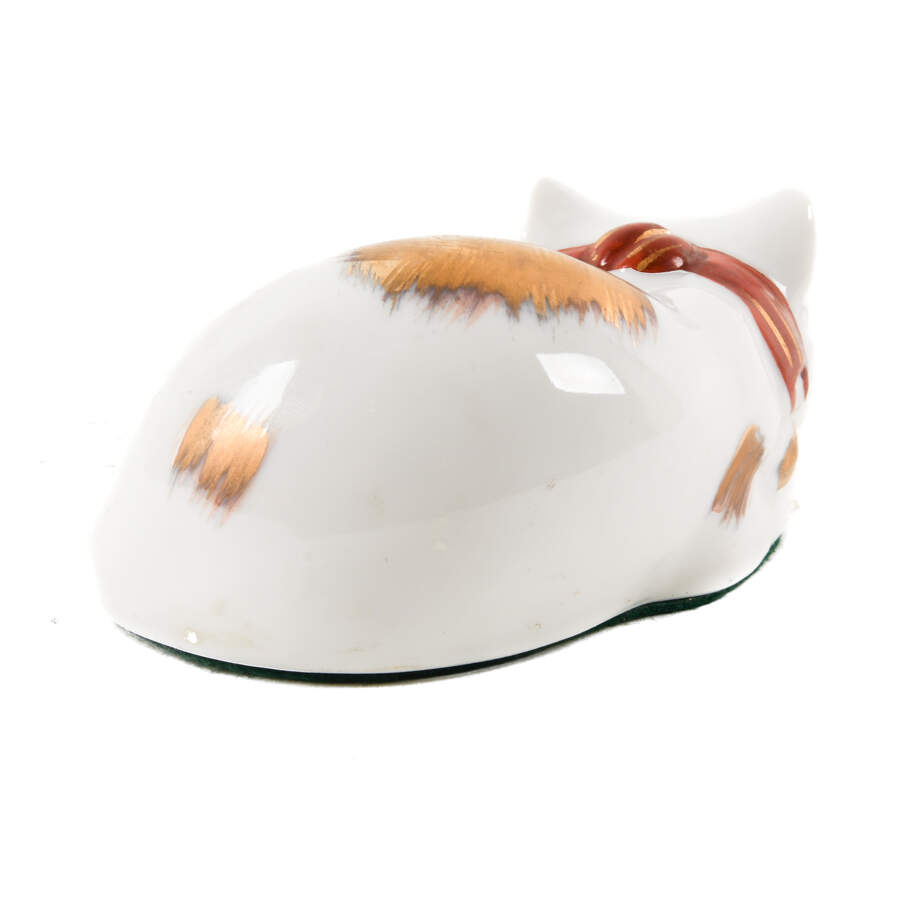 Japanese Kutani Sleeping Kitty Figure-3