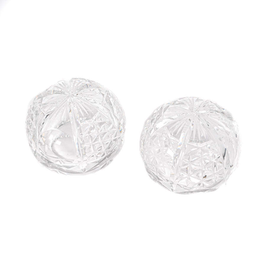 Pair of Round Cut Crystal Ashtrays-3