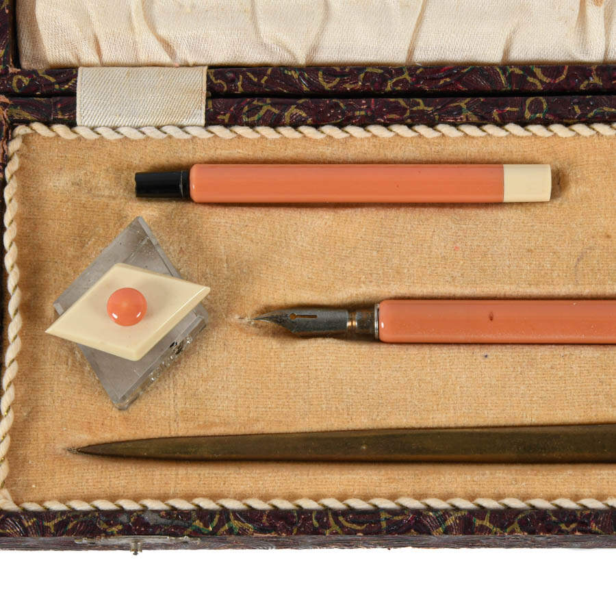 Vintage Ink Set in Original Case-3