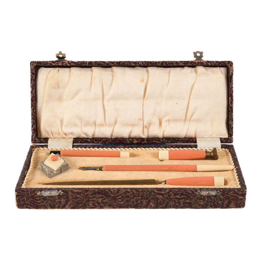 Vintage Ink Set in Original Case-1