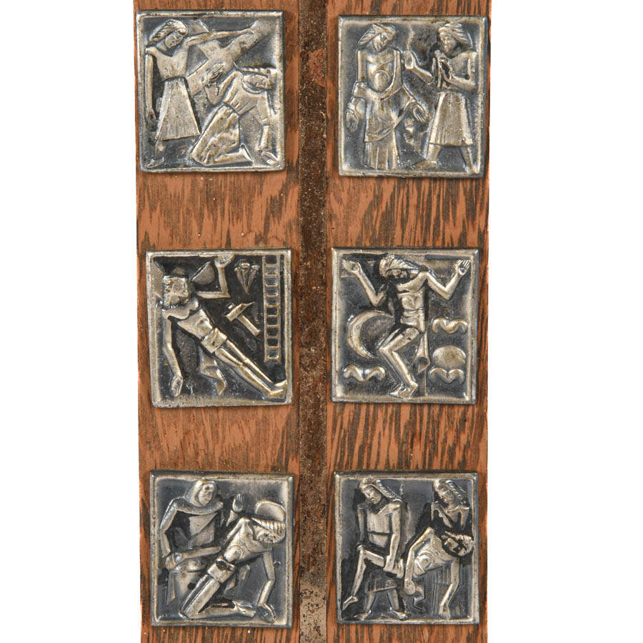 Stations of the Cross Pewter and Wood Wall Hanger-4