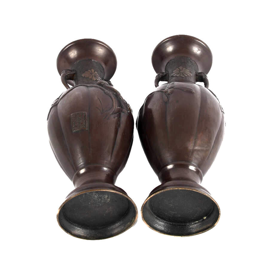 Antique Pair of Bronze Japanese Baluster Vases-7