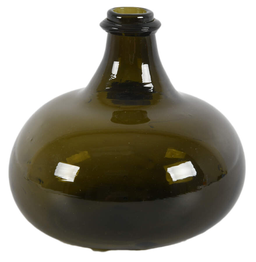 Williamsburg Winery Colonial-Style Hand-Blown Wine Bottle-2