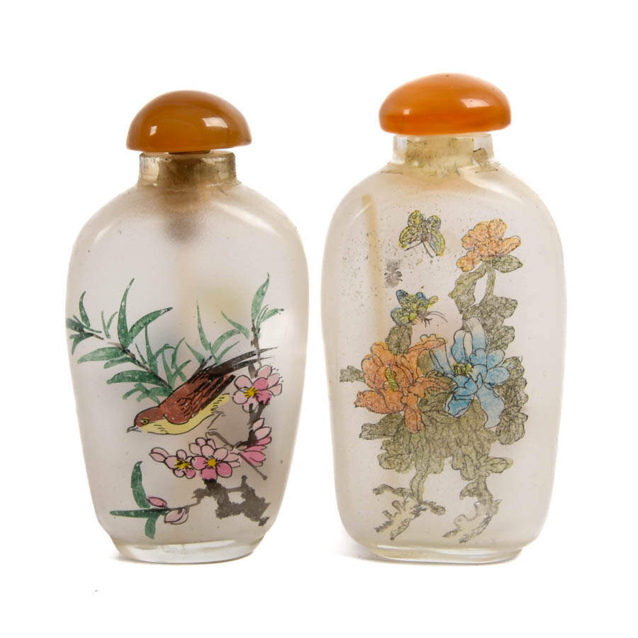 Grouping of Two Chinese Reverse Painted Snuff Bottles-4