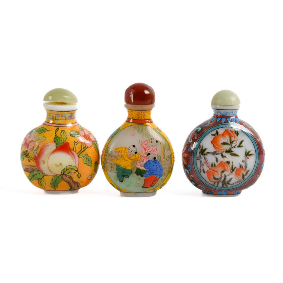 Three Hand-Painted Snuff Bottles-4