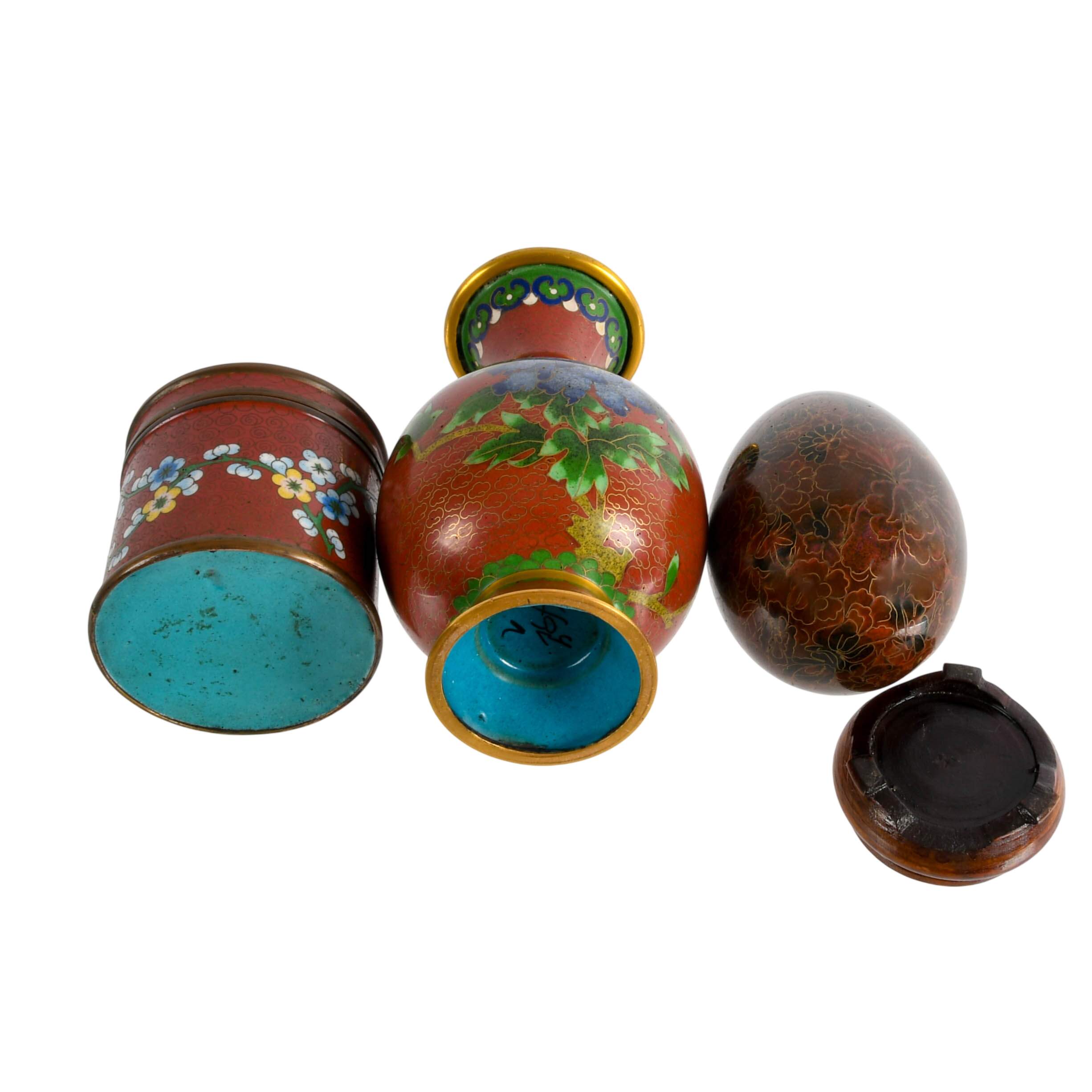 Three-Piece Chinese Cloisonné Red Floral Dresser Items-6