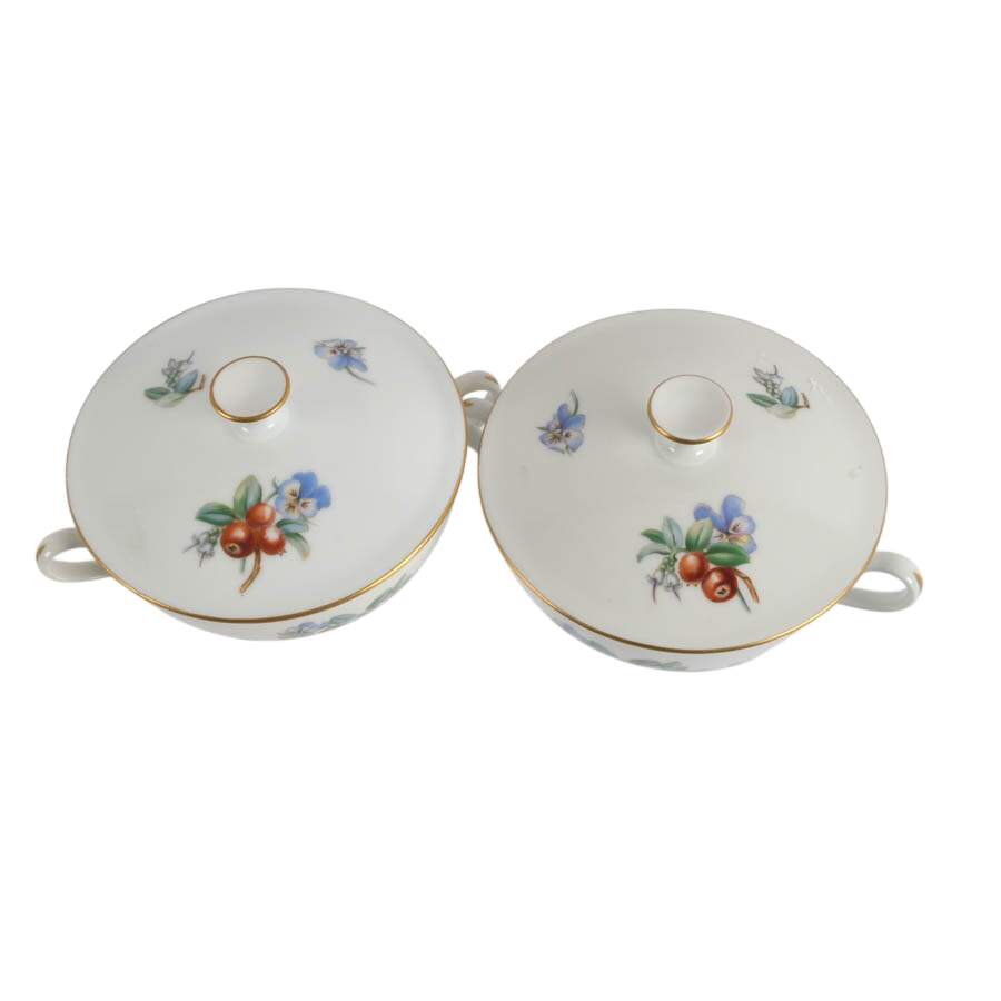 Pair of Bing and Grøndahl Bouillon Bowls-3