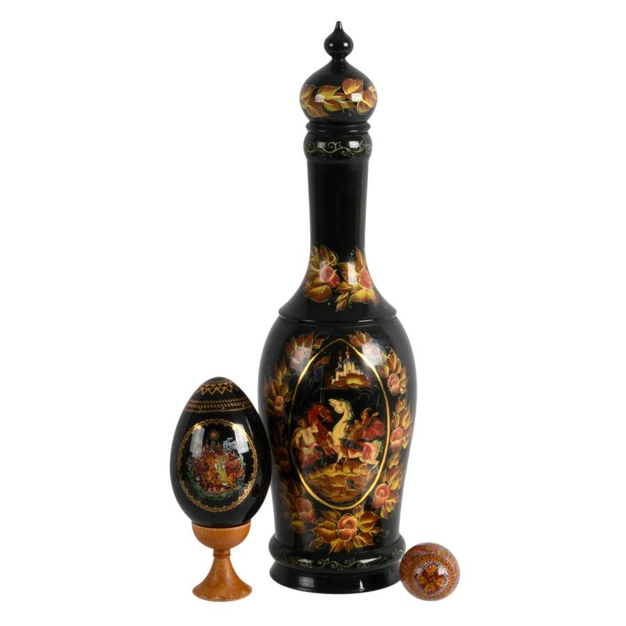 Three-Piece Set of Russian Hand-Painted Folk Décor-1