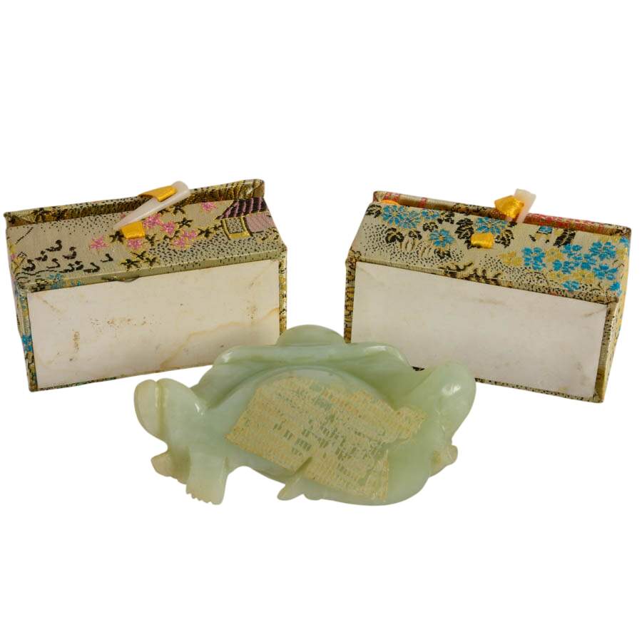 Pair of Boxed Stone Dragon Carved Trinkets and Soapstone Buddha-7