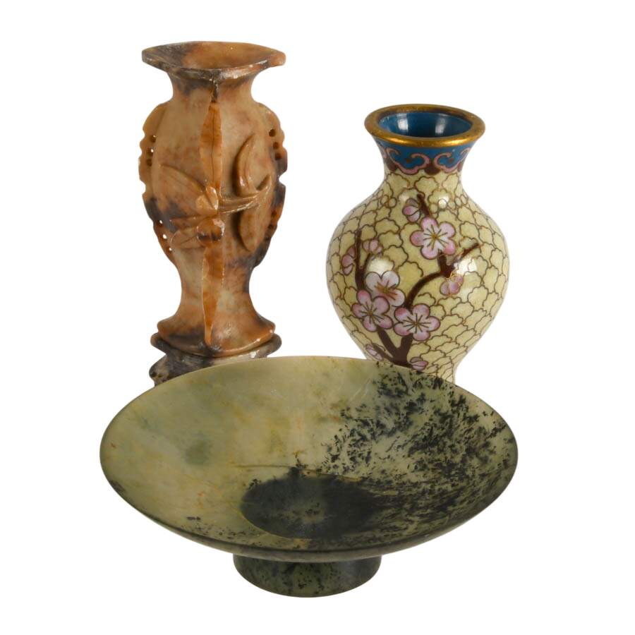 Collection of Five Desktop Items-3