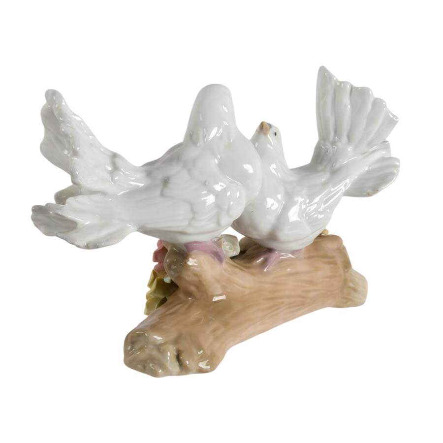 Vintage Capodimonte-Style Fan Tail Doves on Branch-5