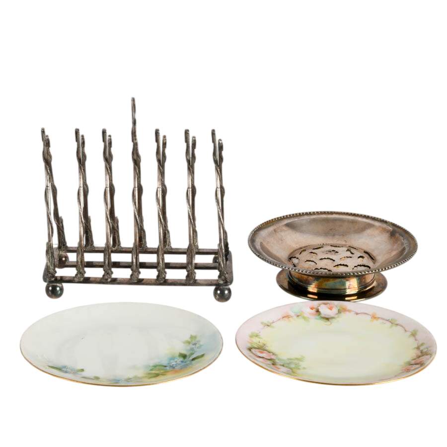 Toast for Two Set Featuring European Tableware-1