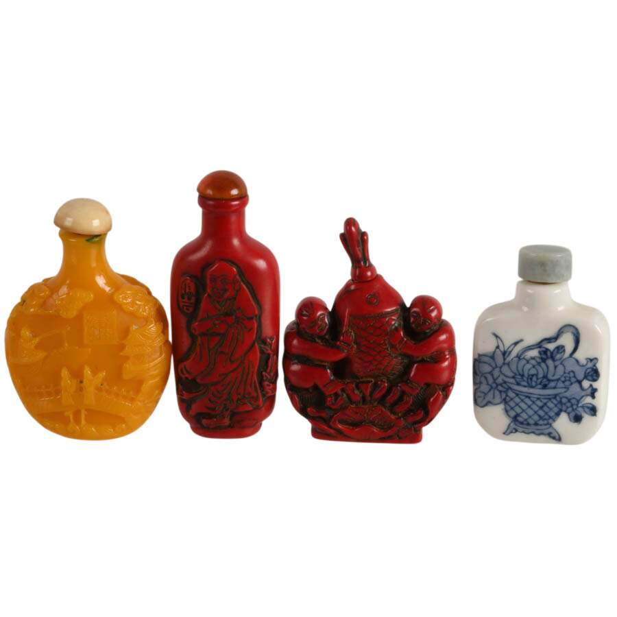 Collection of Four Chinese Snuff Bottles-3