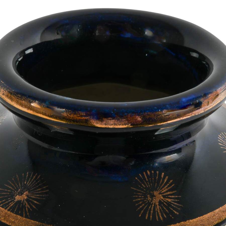 Pair of Japanese Porcelain Items-6