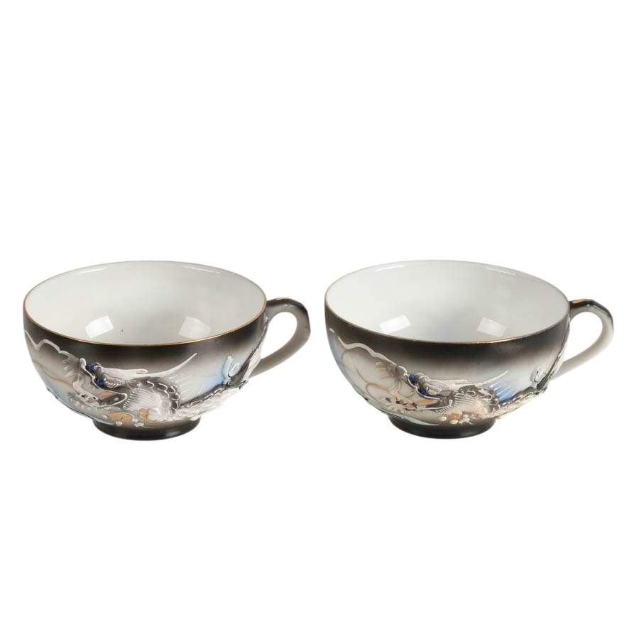 Japanese Cast Iron Kettle and Dragonware Cups-8