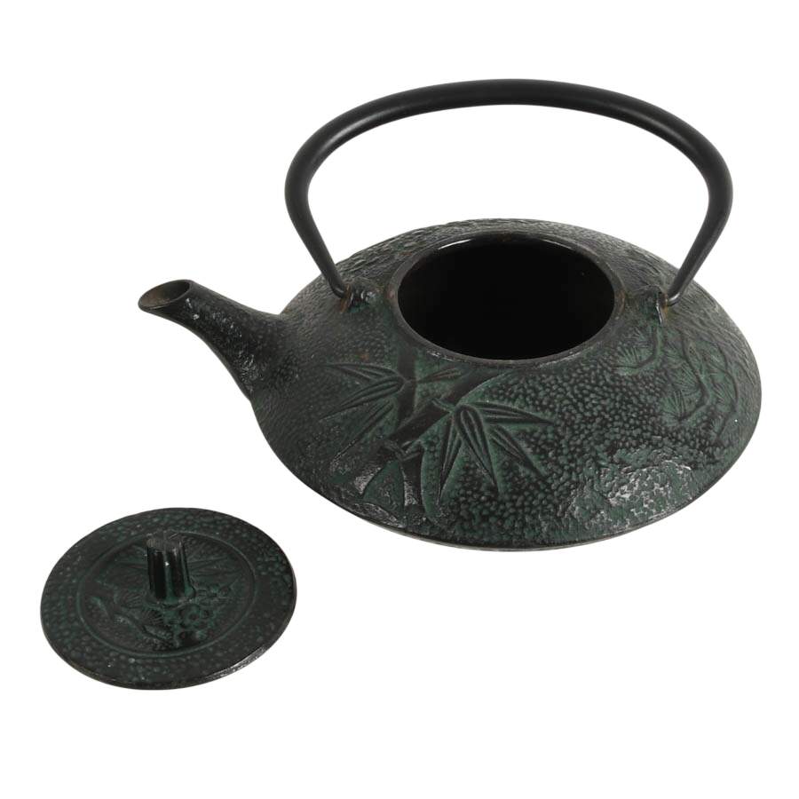 Japanese Nanbu Tetsubin Cast Iron Teapot and Cups-5