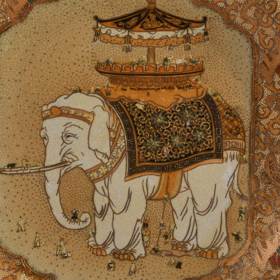 Hand-Painted Decorative Royal Satsuma Porcelain Plate-2
