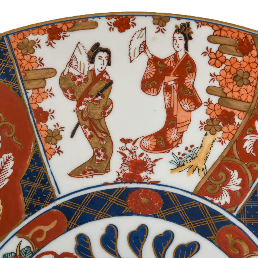 Japanese Arita-yaki Shuho-gama Blue and Red Gilt Porcelain Charger-2