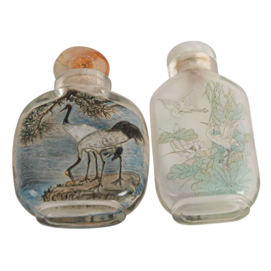 Pair of Chinese Reversed Painted Snuff Bottles-4