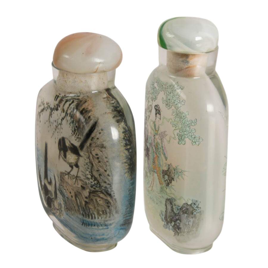 Pair of Chinese Reversed Painted Snuff Bottles-2