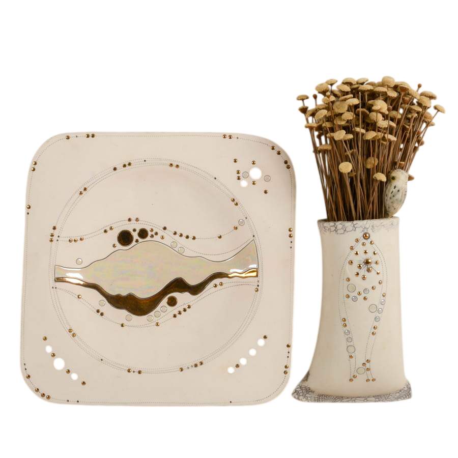 Postmodern Terry Pottery Wall Pocket and Plate Set-3