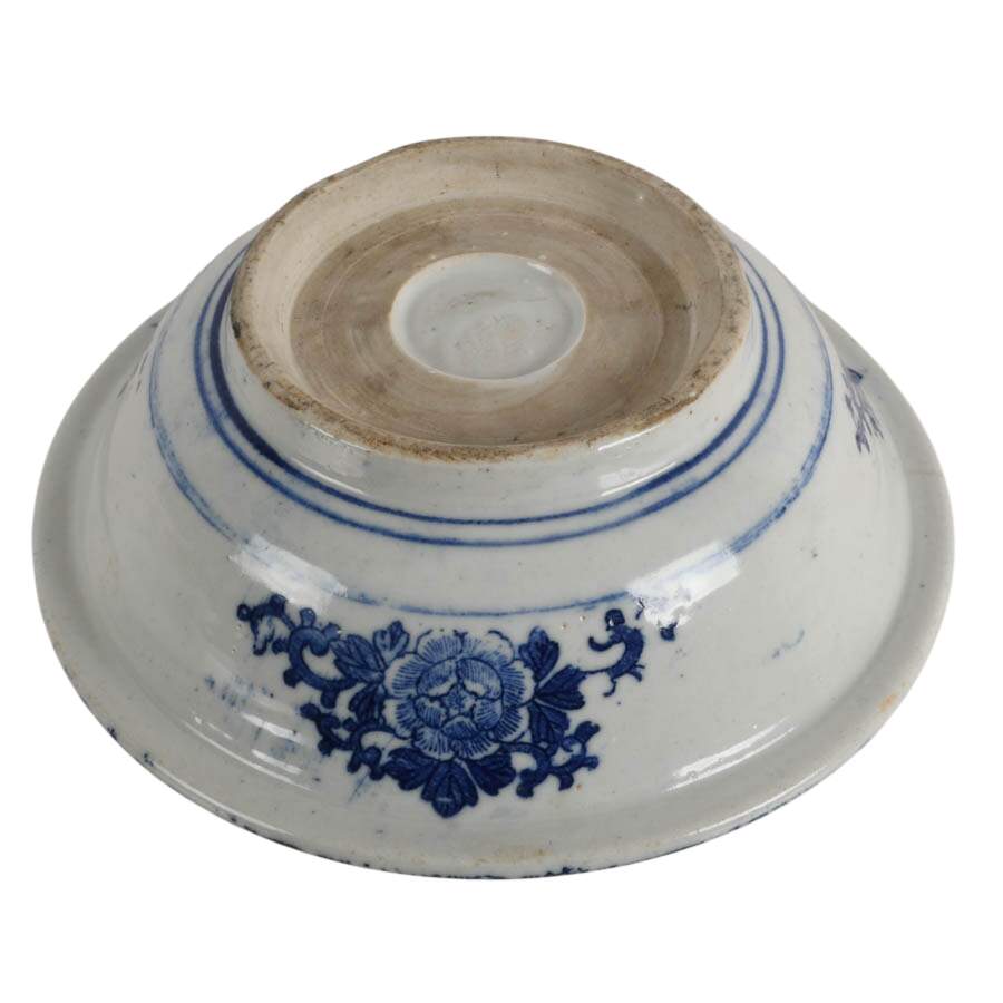 Antique Blue and White Porcelain Bowl with Central Moth Motif-7
