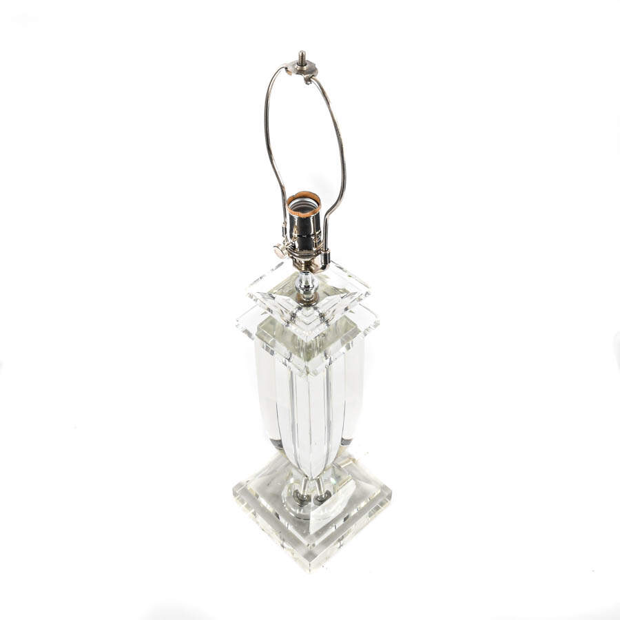 Mid-Century Modern-Style Lucite Table Lamp-4