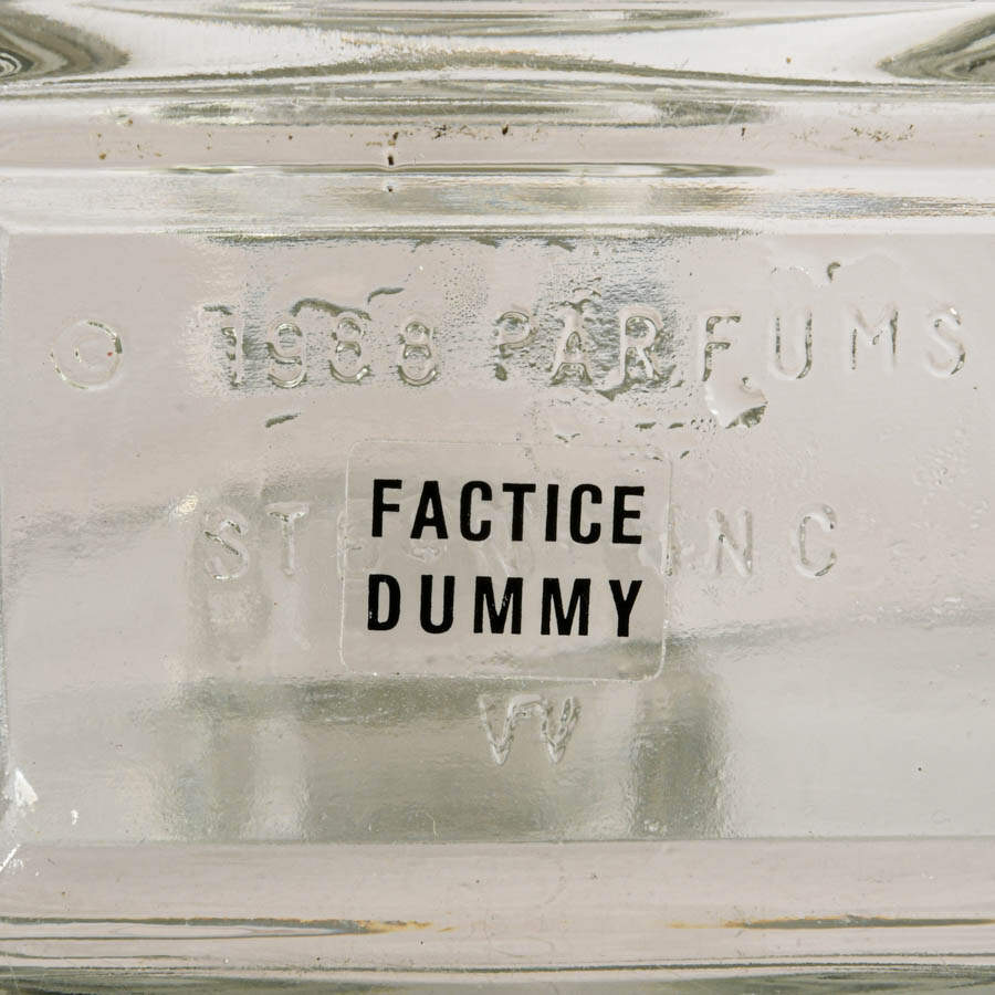 Oscar de la Renta Ruffles Eau de Toilette Perfume Bottle-6