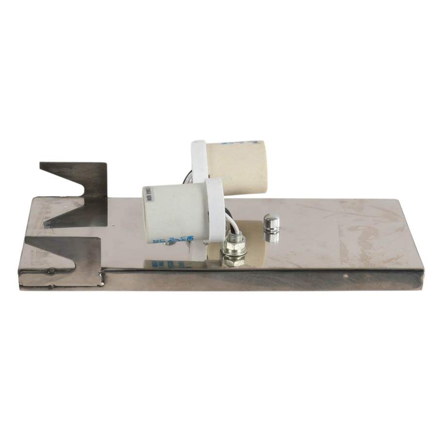 Metal Two-Socket Wall Sconce-2