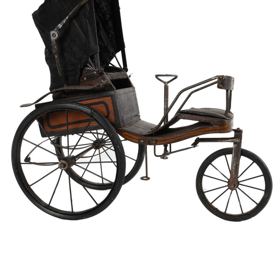 Antique-Style Wooden Model T Car Sculpture-5