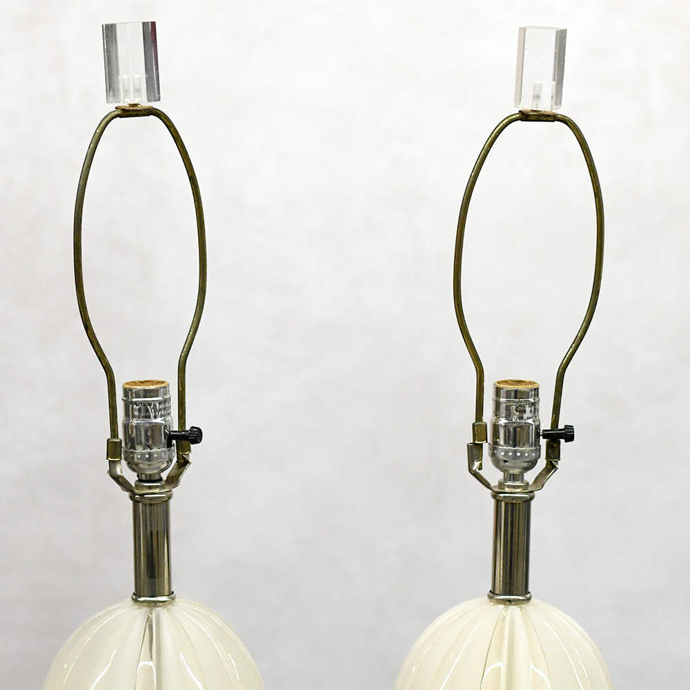 Modern Fluted Acrylic Table Lamps with Clear Finials-3