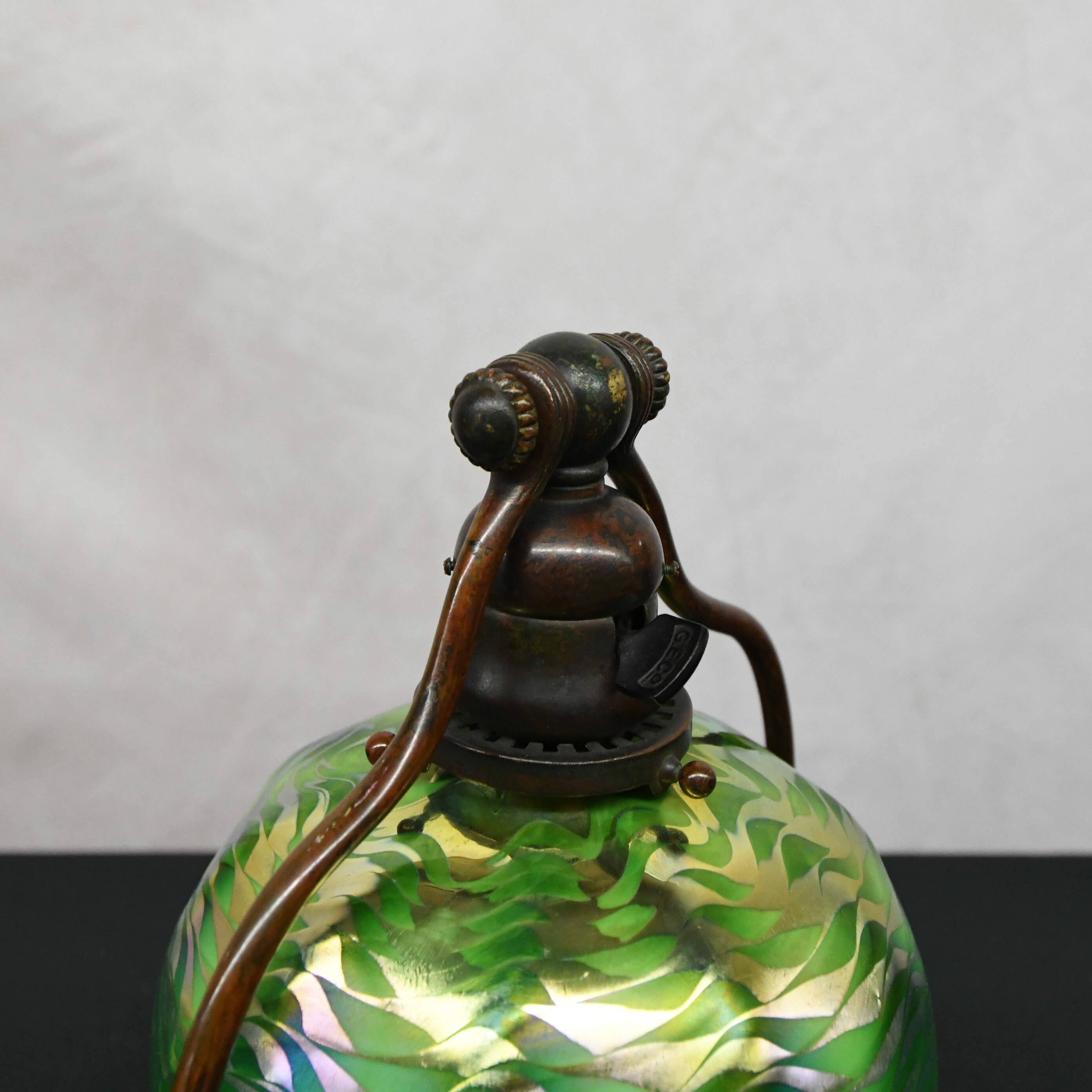 Tiffany Harp Lamp with Green Iridescent Damascene Glass Shade-7