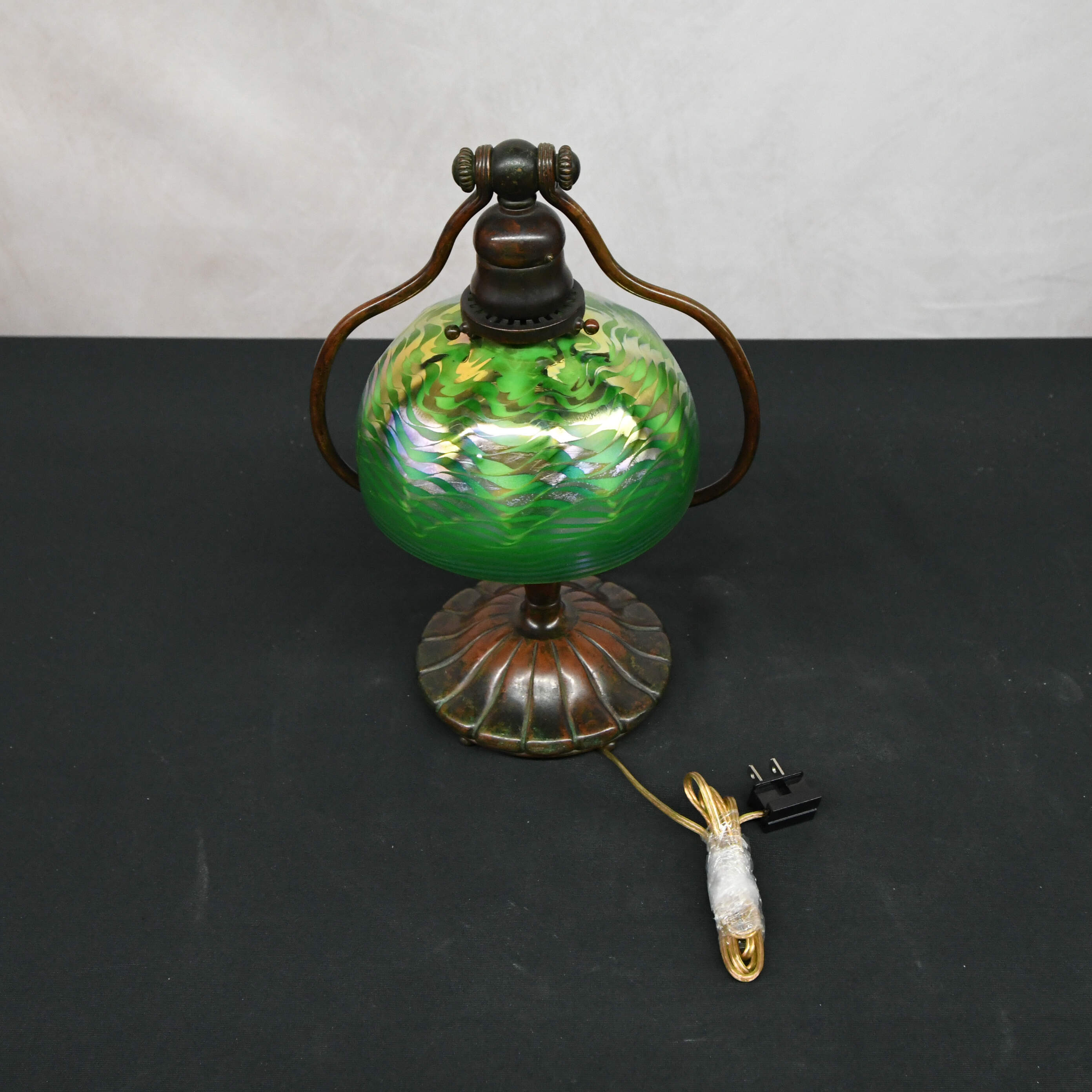 Tiffany Harp Lamp with Green Iridescent Damascene Glass Shade-4