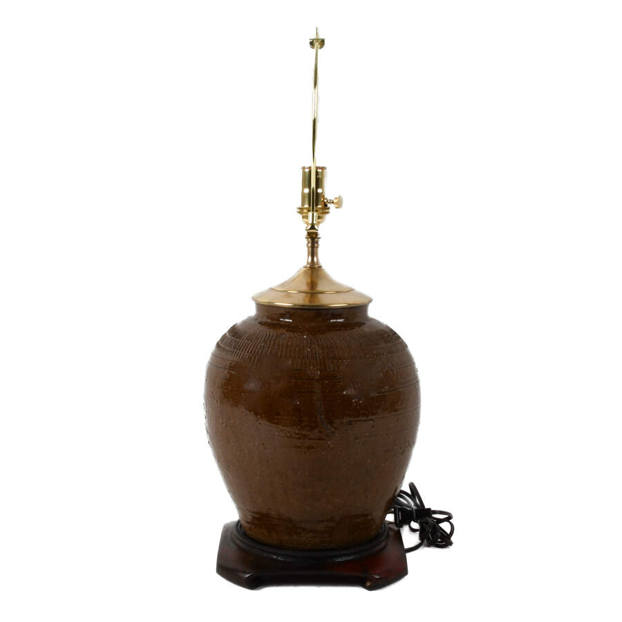 Chinese Stoneware Table Lamp on Decorative Base-5
