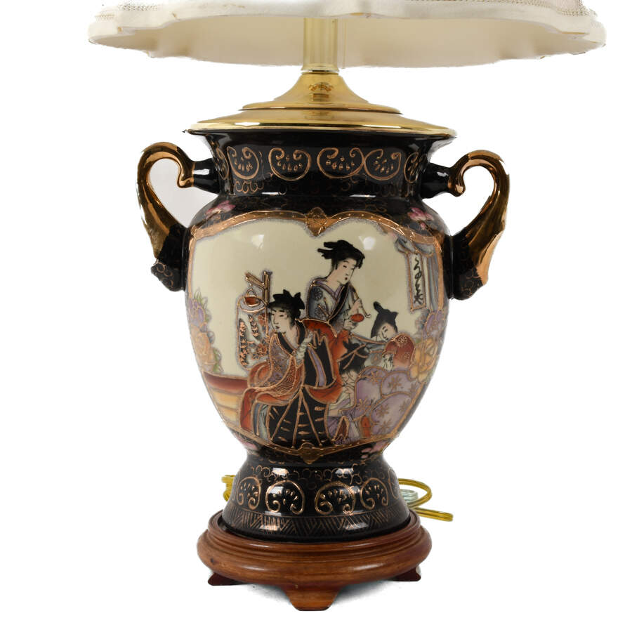 Electrified Satsuma Urn Lamp-3