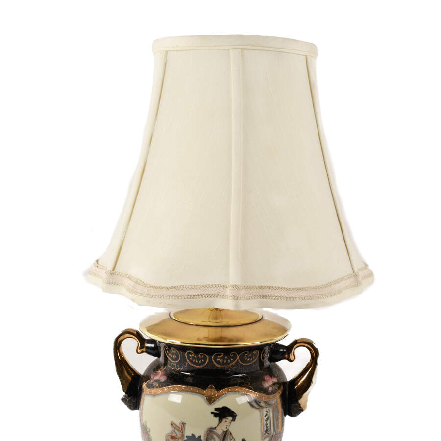 Electrified Satsuma Urn Lamp-2