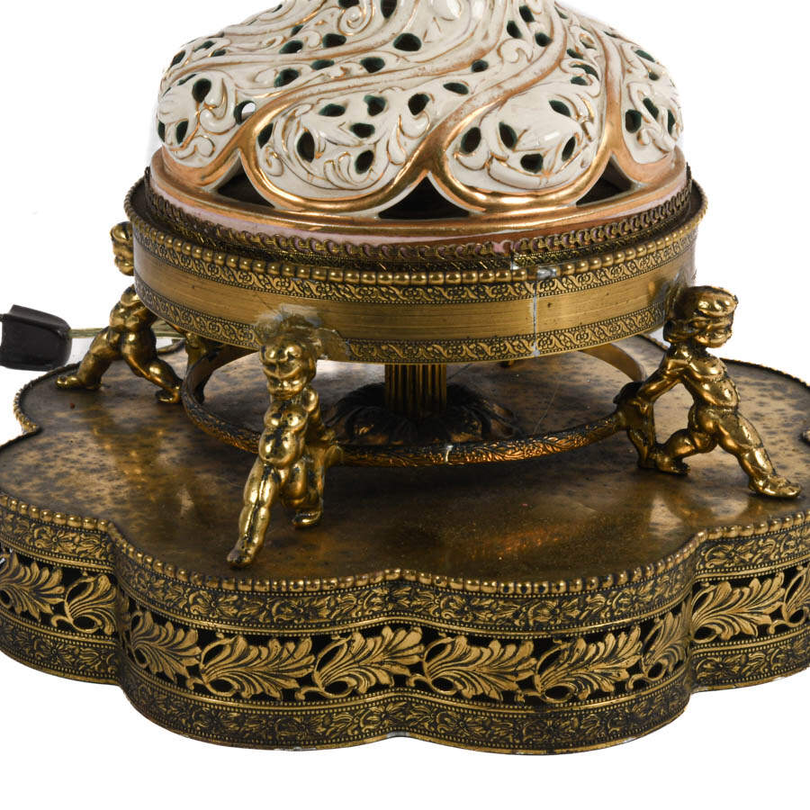 Capodimonte Table Lamp on Brass Pedestal-5