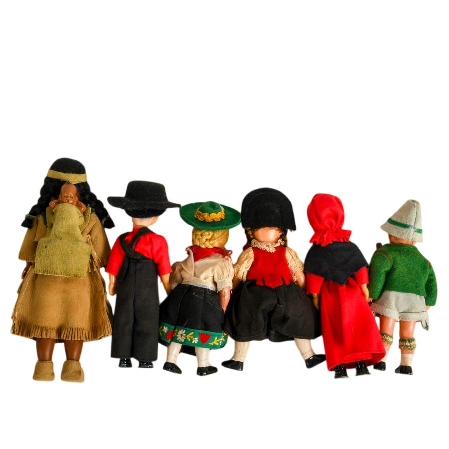 Six Vintage Around the World Travel Dolls-10